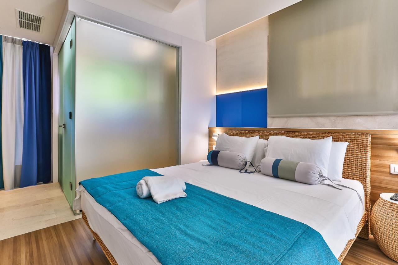 Carine Hotel Park Bijela Exterior photo
